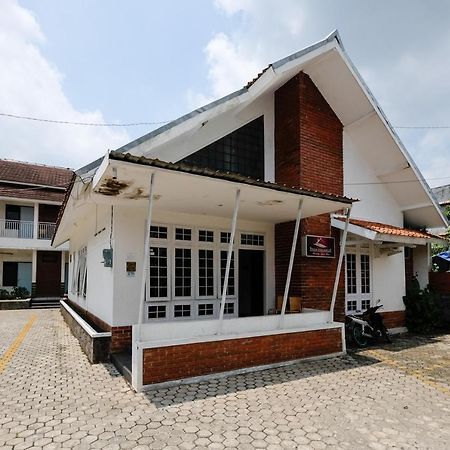 Reddoorz Near Moro Mall Purwokerto Luaran gambar