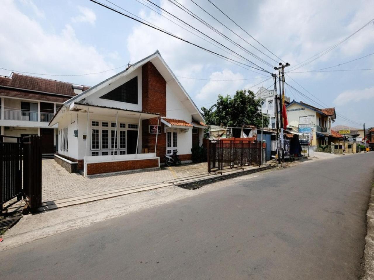 Reddoorz Near Moro Mall Purwokerto Luaran gambar
